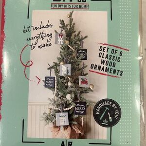 DIY Classic Wood Ornaments DIY Set - Green “Gnome Sweet Gnome”